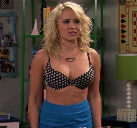 emily osment sexiest nude